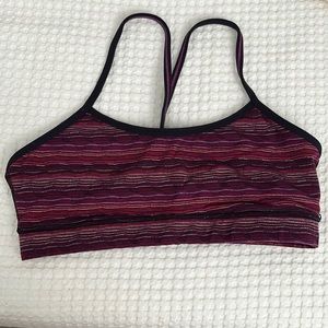 Lululemon sports bra